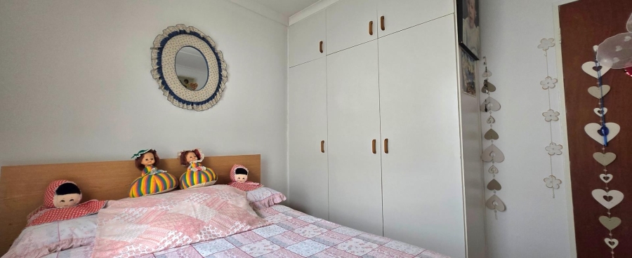 3 Bedroom Property for Sale in Franskraal Western Cape